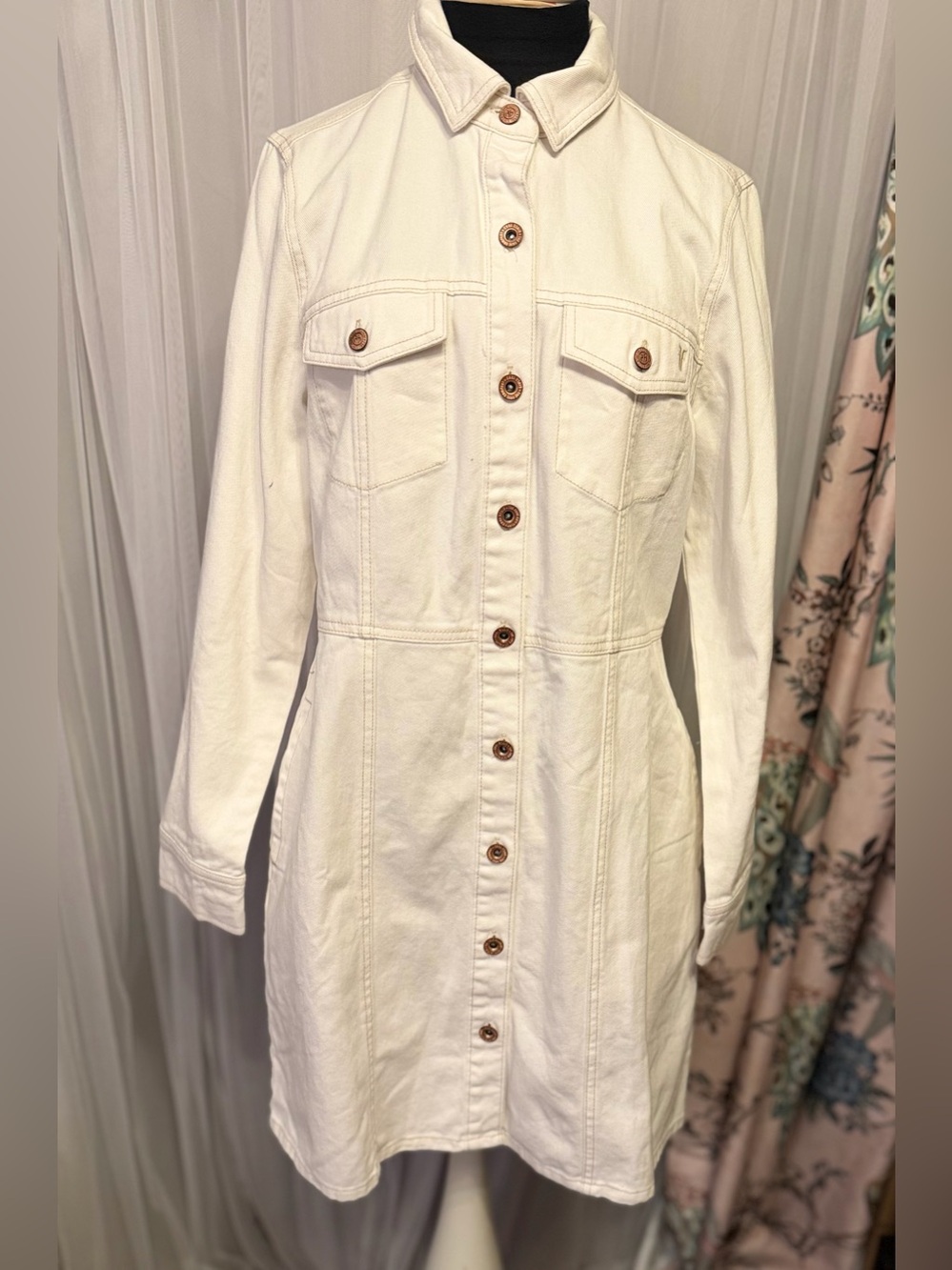 Frye White Denim Button Front Shirt Dress Size Medium NWOT Western Utility